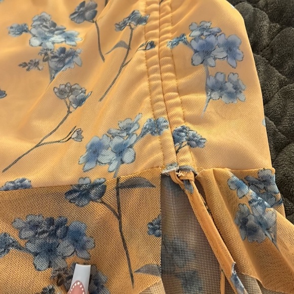 Pretty Little Things Yellow Ruched Mini Dress - Picture 5 of 5